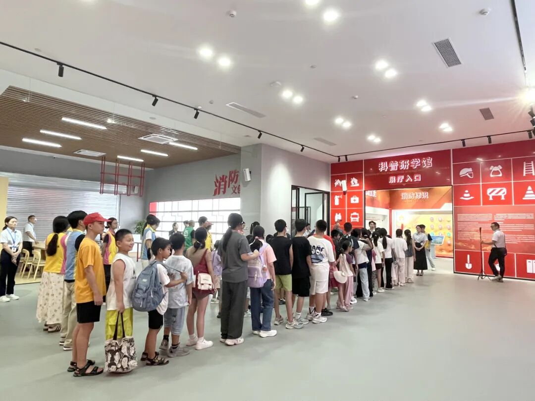 1766037427944114.jpg 640.jpg