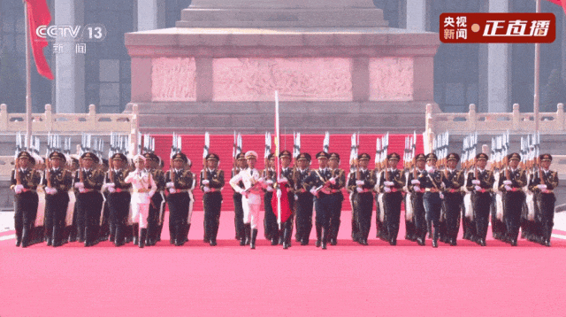 1766040388216943.gif 6.gif